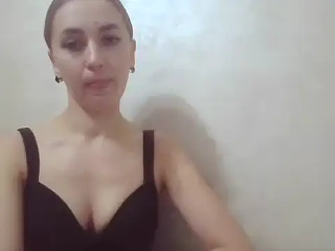 CaitlinaJayne23 online show from 02-08-25, 04:14