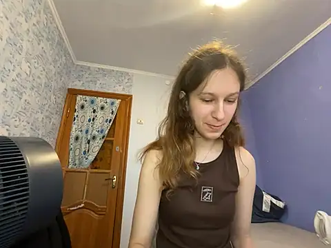 Snapshot of Eva_Angel3 chatting on 06-16-26, 05:48 Eva Angel3 online show from 06-16-26, 05:48