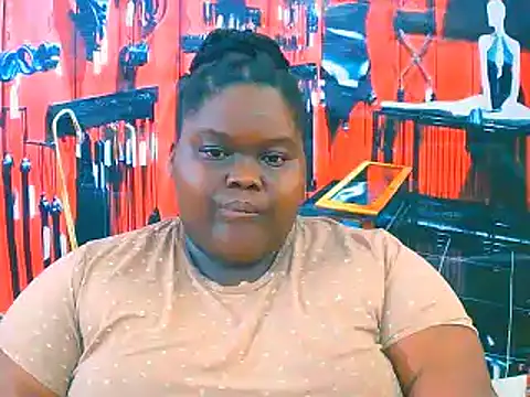 EbonyHotBuns online show from 11-16-25, 09:20