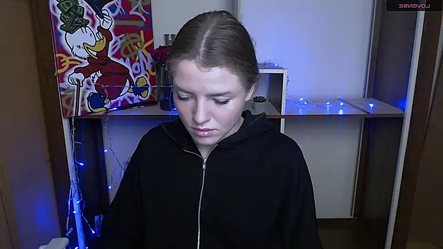 MissOliviaa  online show from 12-12-24, 12:55