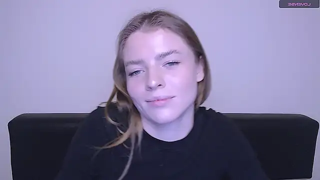 MissOliviaa  online show from 12-15-24, 02:16