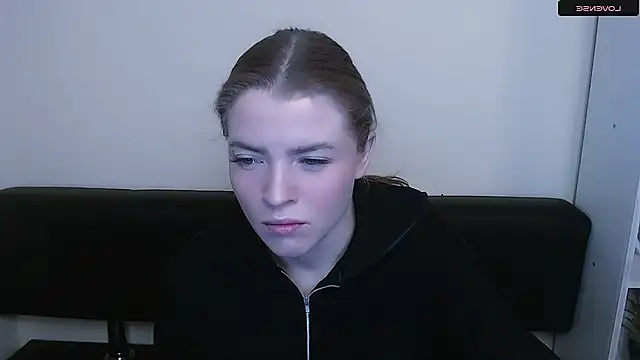 MissOliviaa  online show from 01-03-25, 07:49