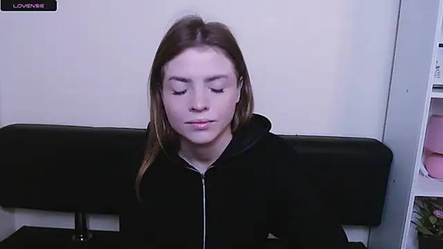 MissOliviaa  online show from 01-08-25, 07:24