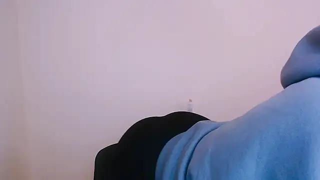 MissOliviaa  online show from 01-15-25, 08:41