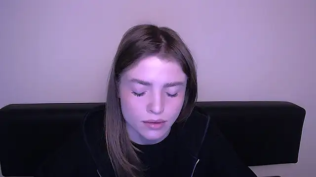 MissOliviaa  online show from 02-19-25, 10:12