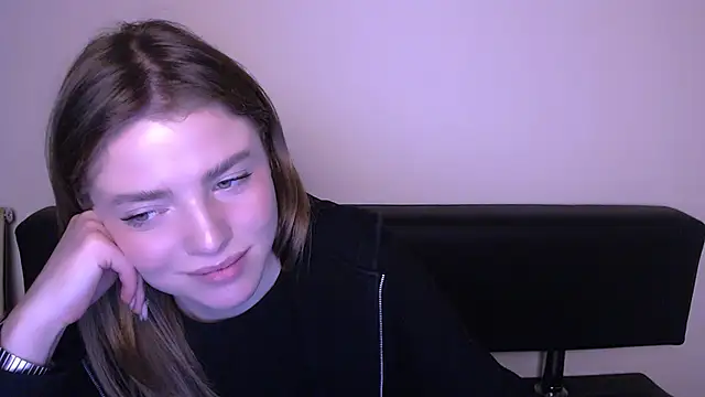 MissOliviaa  online show from 02-20-25, 07:08