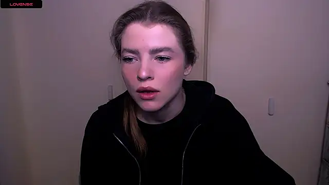 MissOliviaa  online show from 02-22-25, 09:01