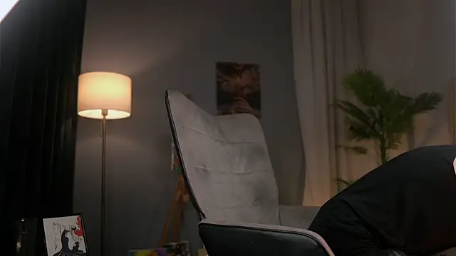 SerenaGrantt online show from 04-17-26, 02:36