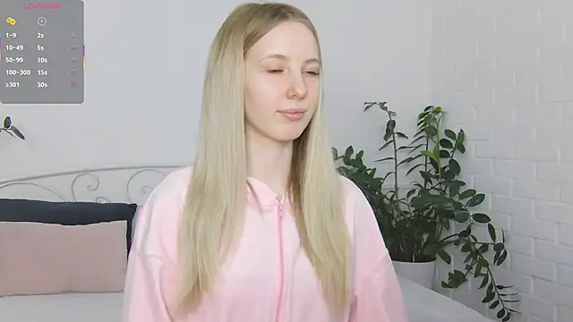 Snapshot of KarnetJ chatting on 01-19-26, 01:37 KarnetJ online show from 01-19-26, 01:37