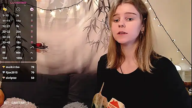 Moona xx online show from 12-27-24, 05:42