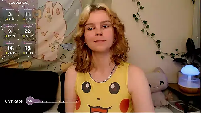 Snapshot of Moona_xx chatting on 05-16-26, 10:08 Moona xx online show from 05-16-26, 10:08