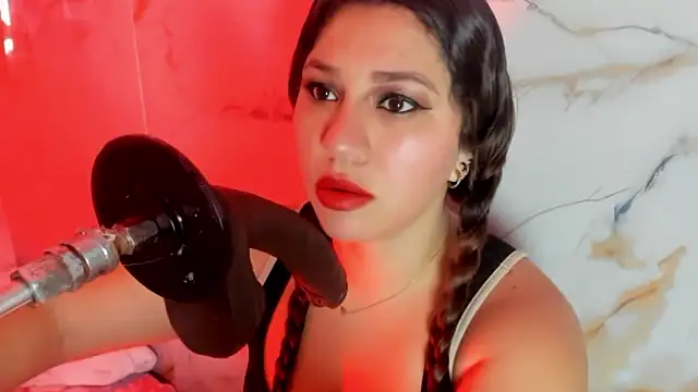 hade cute online show from 02-20-26, 01:22