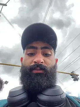 Snapshot of Drogamma chatting on 03-19-25, 05:17 Drogamma online show from 03-19-25, 05:17