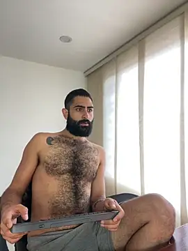 Snapshot of Drogamma chatting on 09-10-25, 01:00 Drogamma online show from 09-10-25, 01:00