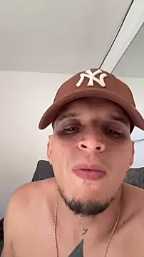 ArturoDelgado1 online show from 04-18-26, 07:58