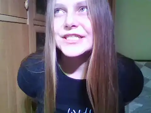 Evasapples online show from 12-27-24, 04:54