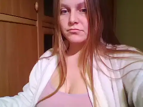 Evasapples online show from 12-29-24, 05:44