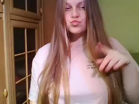 Evasapples online show from 01-25-25, 03:09