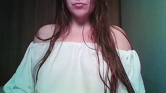 Snapshot of Evasapples chatting on 05-09-26, 12:32 Evasapples online show from 05-09-26, 12:32