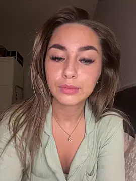 Snapshot of clobunny10 chatting on 02-17-26, 10:38 clobunny10 online show from 02-17-26, 10:38