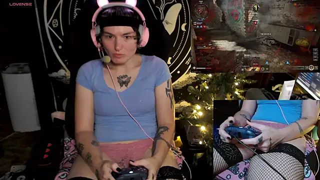 BrandiWRLD 999 online show from 12-15-24, 08:47