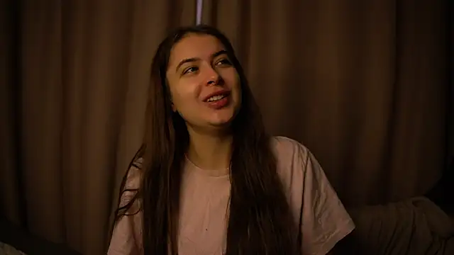 elisa moon online show from 12-16-25, 08:52