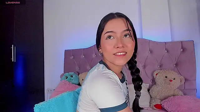 Snapshot of Deisy_sr chatting on 01-02-25, 02:35 Deisy sr online show from 01-02-25, 02:35