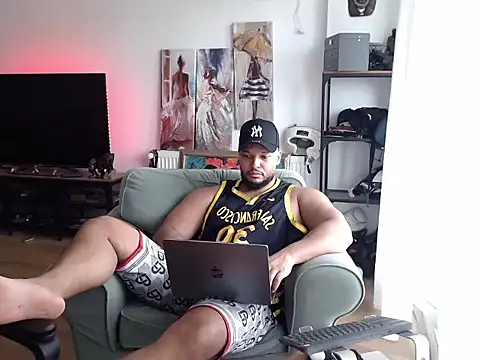 Snapshot of 1LordKingsley chatting on 07-16-26, 04:18 1LordKingsley online show from 07-16-26, 04:18