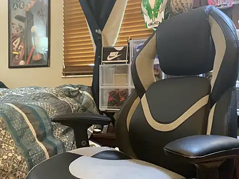 slutty guy12 online show from 02-02-25, 08:19