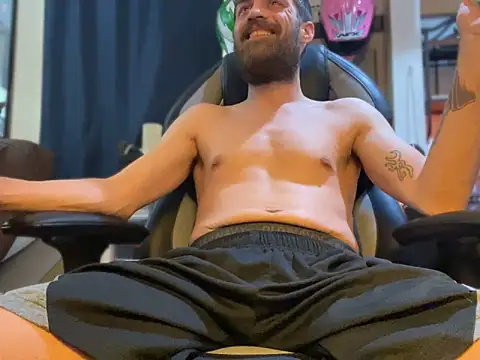 slutty guy12 online show from 03-18-25, 10:26