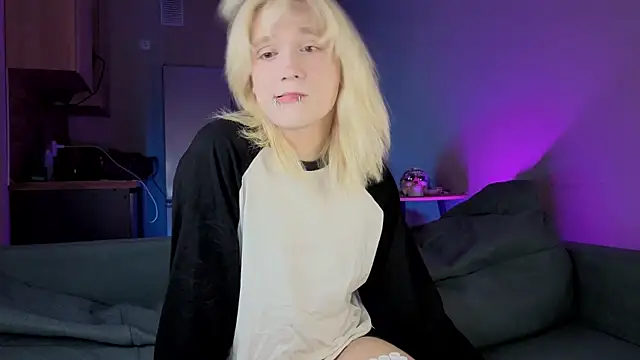 Gregory Byyrd online show from 10-02-25, 04:36