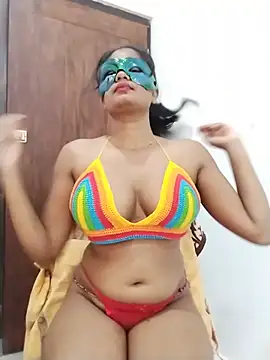 Snapshot of Zaraangle chatting on 07-14-26, 04:17 Zaraangle online show from 07-14-26, 04:17
