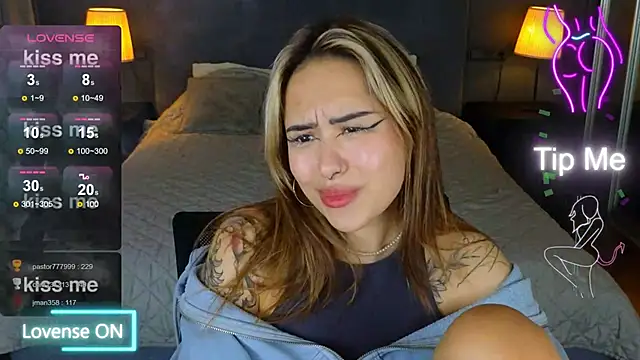 Snapshot of baby__kim chatting on 11-07-25, 07:52 baby kim online show from 11-07-25, 07:52