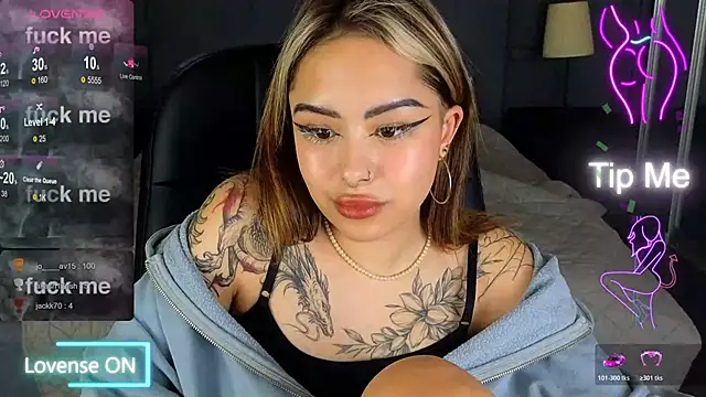 baby  kim online show from 11-21-25, 08:35