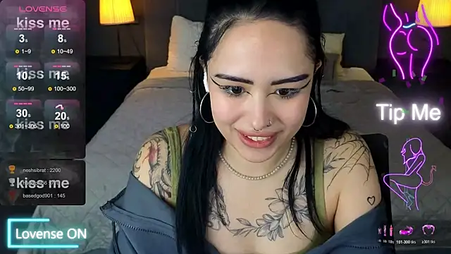 Snapshot of baby__kim chatting on 12-05-25, 08:01 baby kim online show from 12-05-25, 08:01