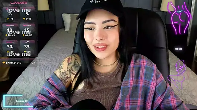 baby  kim online show from 12-20-25, 09:00