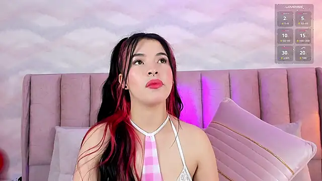 im nika  online show from 02-27-25, 04:32