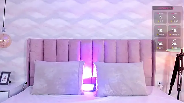 im nika  online show from 03-15-25, 12:34