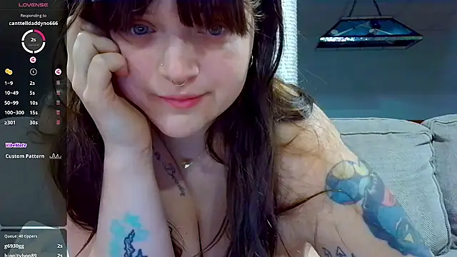 Snapshot of princess_emily4723 chatting on 04-29-26, 03:10 princess emily4723 online show from 04-29-26, 03:10