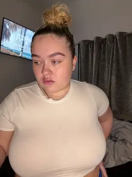 Dolly19x online show from 12-06-24, 04:06