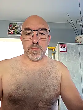 Snapshot of Crosss-23cm chatting on 05-08-26, 07:57 Crosss-23cm online show from 05-08-26, 07:57
