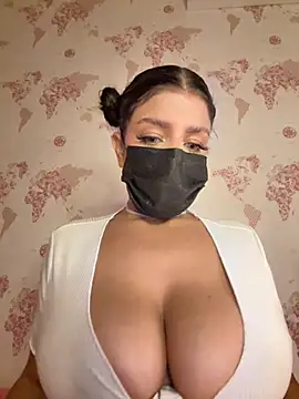 Snapshot of shanelle0 chatting on 10-28-25, 12:58 shanelle0 online show from 10-28-25, 12:58