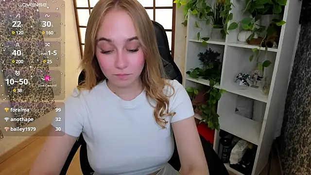 LianaBright online show from 02-01-25, 04:56