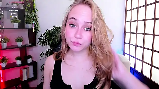 LianaBright online show from 05-31-26, 01:58