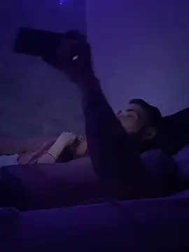 Snapshot of chavito2223 chatting on 03-03-26, 04:29 chavito2223 online show from 03-03-26, 04:29