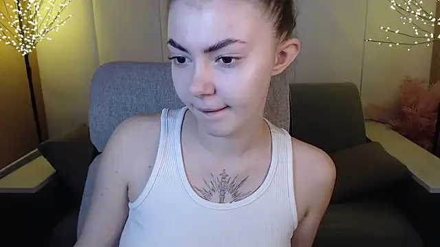 Snapshot of Ritaneer chatting on 02-28-25, 08:53 Ritaneer online show from 02-28-25, 08:53