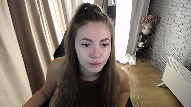 Snapshot of Ritaneer chatting on 09-12-25, 08:03 Ritaneer online show from 09-12-25, 08:03