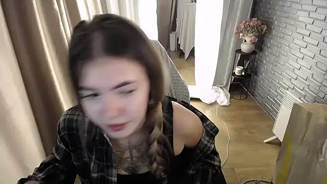 Snapshot of Ritaneer chatting on 09-16-25, 08:04 Ritaneer online show from 09-16-25, 08:04