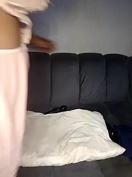 Snapshot of ROCKMAASS22 chatting on 09-18-25, 05:59 ROCKMAASS22 online show from 09-18-25, 05:59