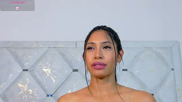 Anna risse online show from 12-04-25, 06:44